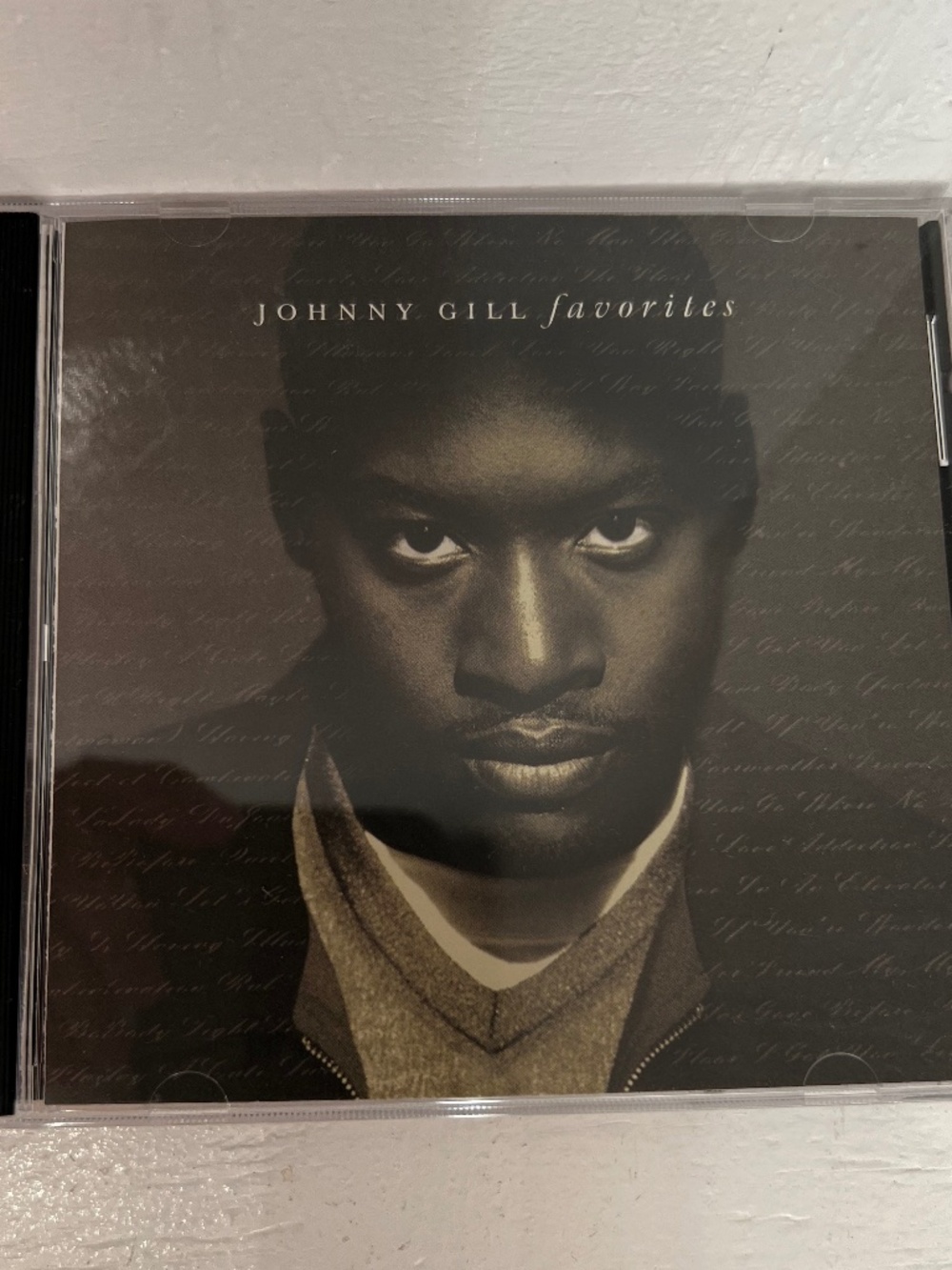 Vintage CD Jonny Gill At2583GT37